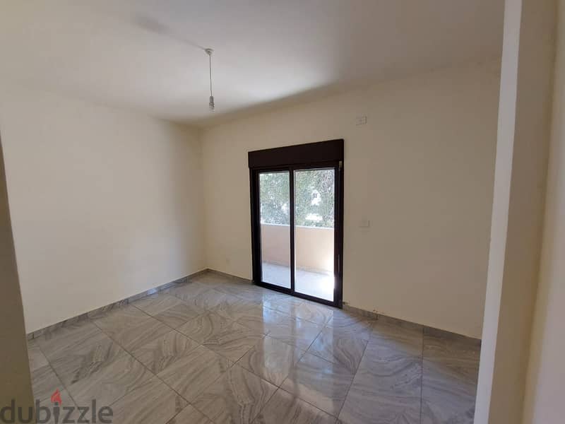 RWB119RH - Apartment for sale in Batroun ( payment facilities ) 3