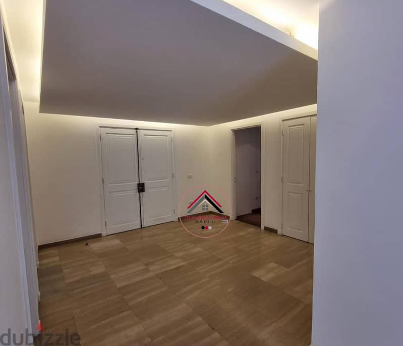 Spacious apartment for sale in Achrafieh 4