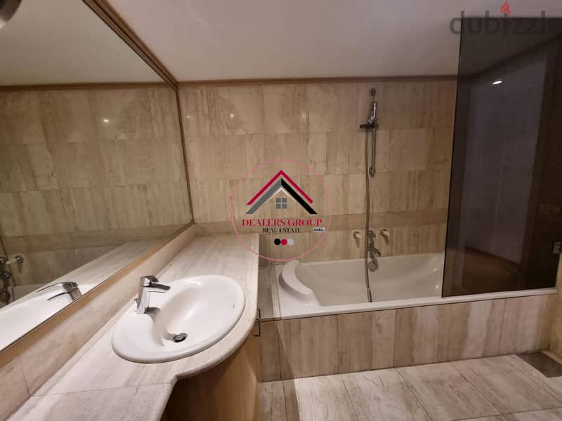 Spacious apartment for sale in Achrafieh 10