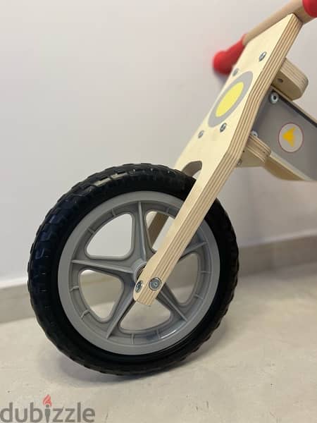 WOODEN BALANCE BIKE 3