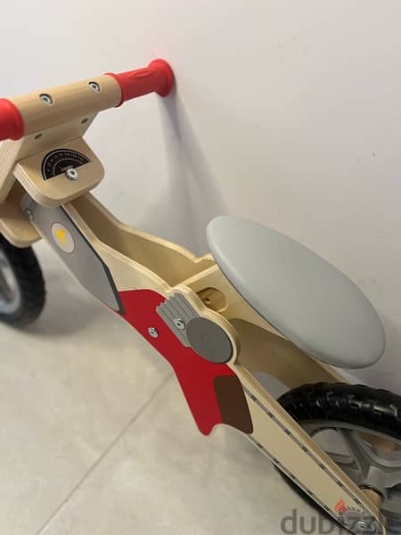 WOODEN BALANCE BIKE 4