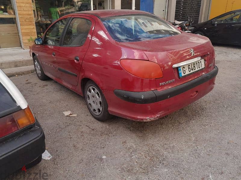 Peugeot 206 2008 7