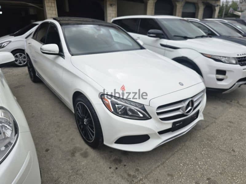 Mercedes-Benz C-Class 2015 panoramic full options no accident clean 2