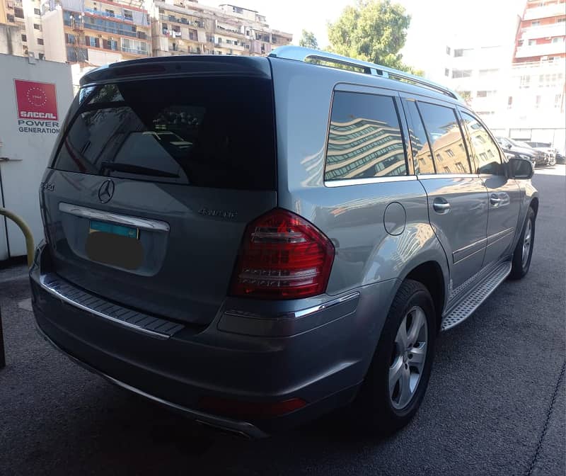 Mercedes-Benz GL-Class 2010 GL450 3