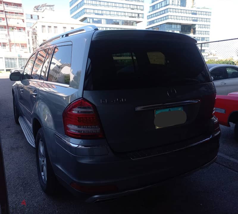 Mercedes-Benz GL-Class 2010 GL450 5