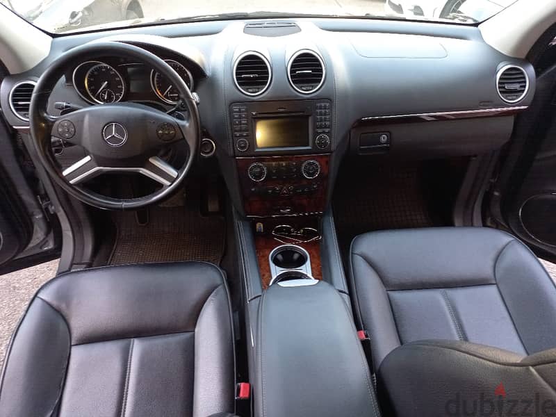 Mercedes-Benz GL-Class 2010 GL450 16