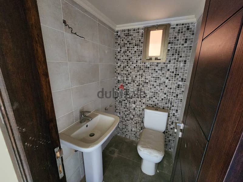 RWB150EA - Apartment  For Sale In Bouar - شقة للبيع في البوار 4