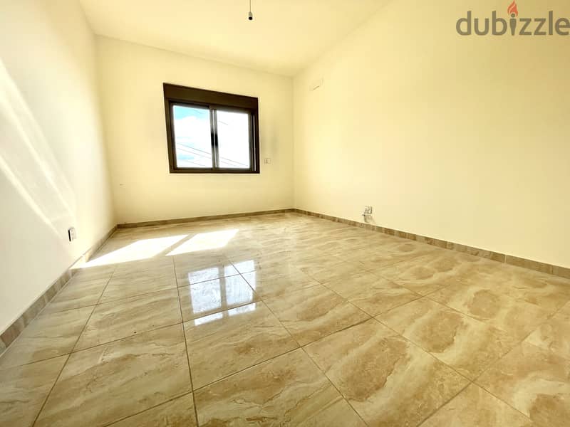 165SQM Apartment For Sale In Zouk Mikaelشقة للبيع في زوق مكايل#RK96426 4