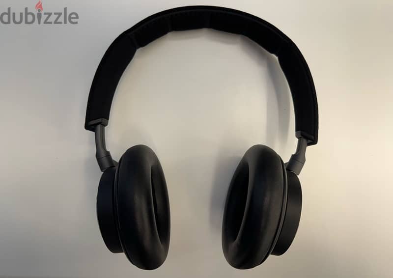 Bang & Olufsen BeoPlay H6 Wired Headphones 4