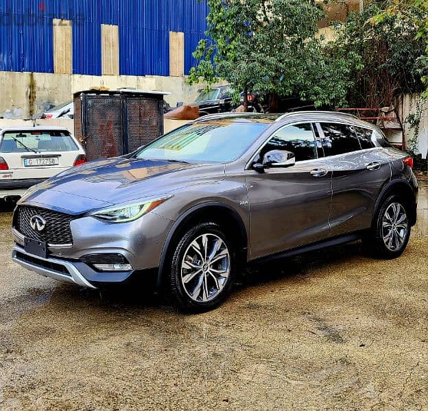 INFINITI QX30 2018 AWD 2.0T LUXURY BLACK EDITION FULL 84000 miles 0