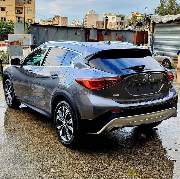 INFINITI QX30 2018 AWD 2.0T LUXURY BLACK EDITION FULL 84000 miles 1