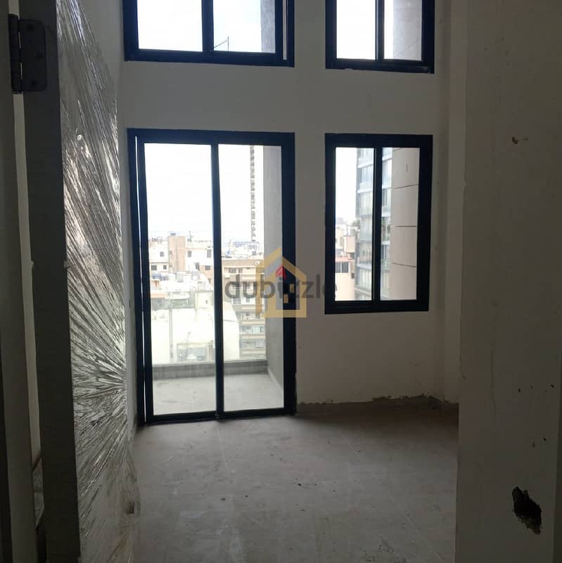 Duplex for rent in Achrafieh EH76 شقة دوبلكس للإيجار في الأشرفية 2