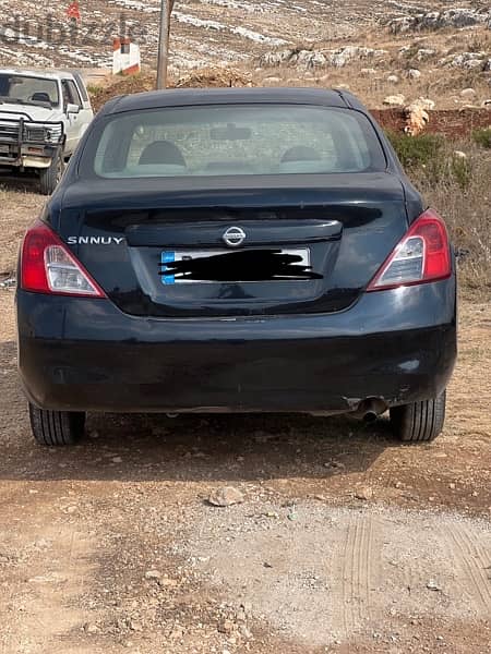 nissan sunny for sale سعر قابل للتفاوض 2