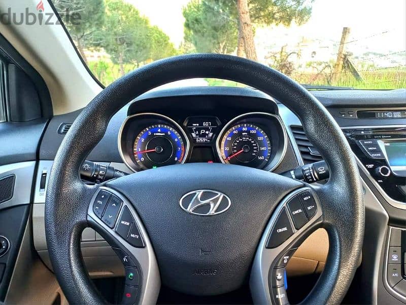 Hyundai Elantra 2015 8