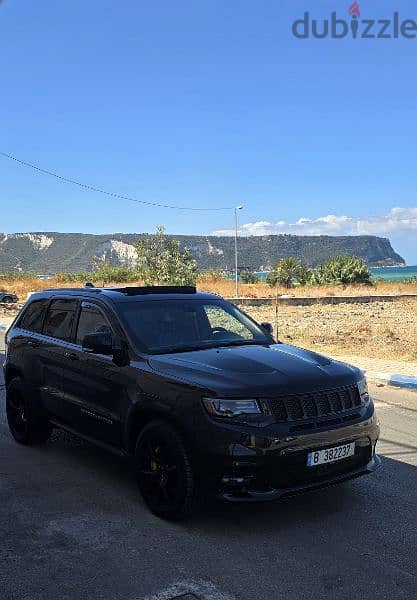 Jeep Grand Cherokee SRT8 2012 look 2020 original 1