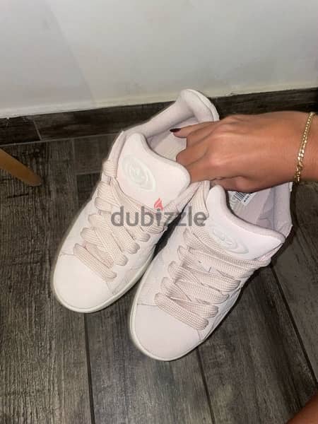 Baby pink Adidas campus 1