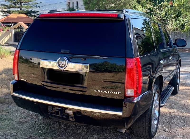 Cadillac Escalade 2011 0