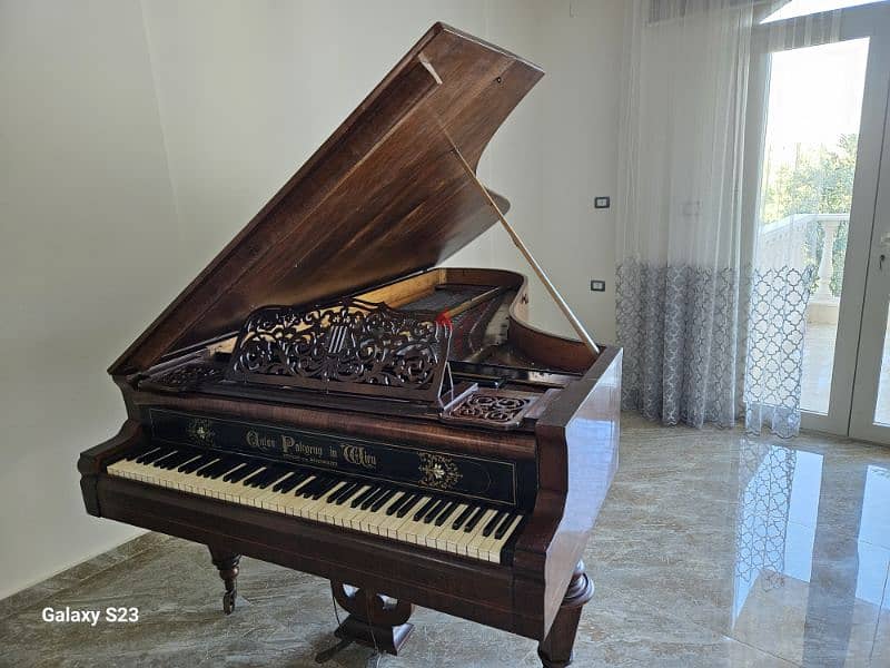 German old Piano, ivory keyboard, high quality wood, big in size. 2