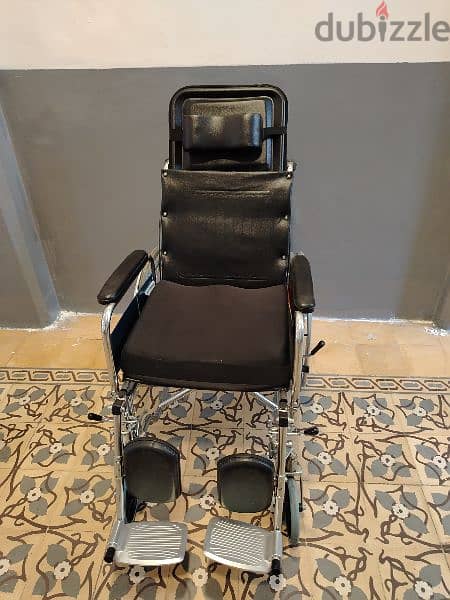 wheelchair with retractable parts 0