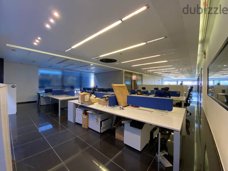 Office for rent in Dbayeh مكتب للإيجار في ضبية 4