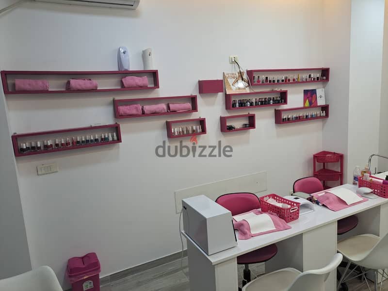 Fully Equipped Beauty Salon For Rent In Achrafieh #JZ96524 2