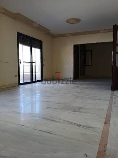 Very Elegant l 4-Bedroom Apartment in Ain Al Mraiseh I Ref: EA