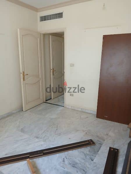 Very Elegant l 4-Bedroom Apartment in Ain Al Mraiseh. 15