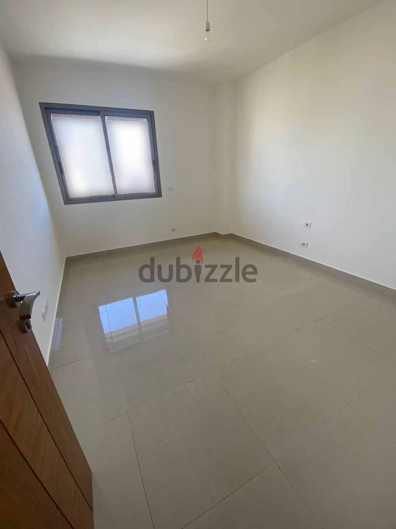 SPACIOUS APARTMENT IN HAMRA PRIME (200SQ) 3 BEDROOMS , (HAMR-252) 3