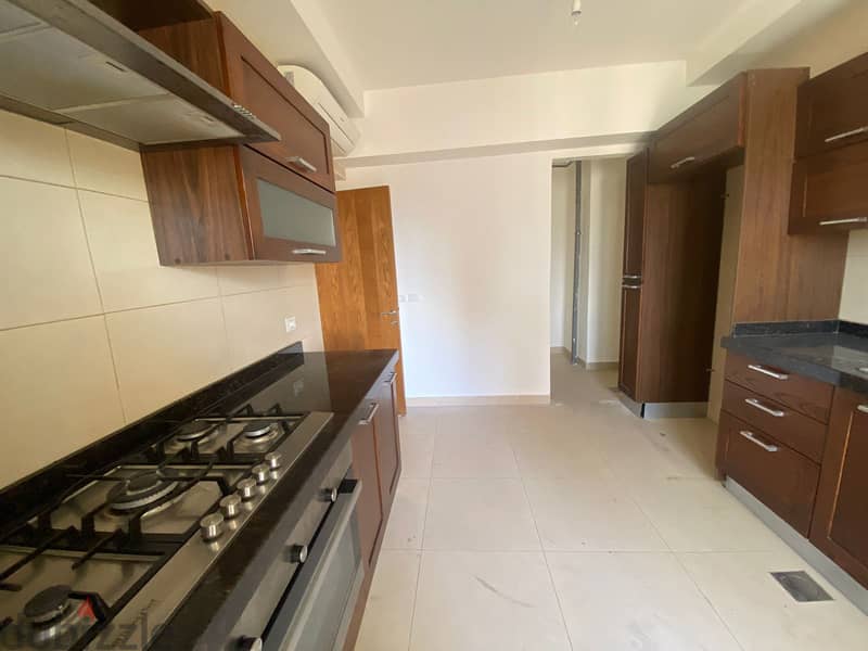 SPACIOUS APARTMENT IN HAMRA PRIME (200SQ) 3 BEDROOMS , (HAMR-252) 5