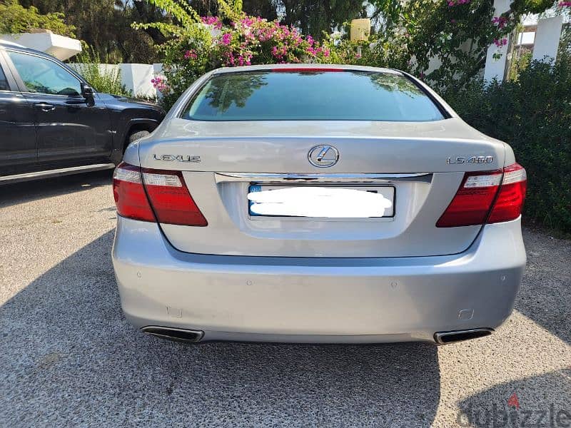 Lexus LS-Series 2008 1