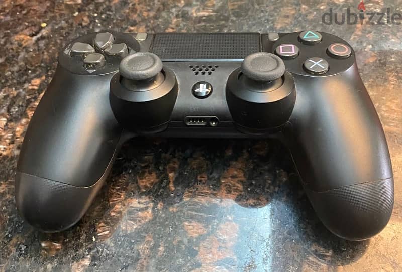 Console controller ps4 1