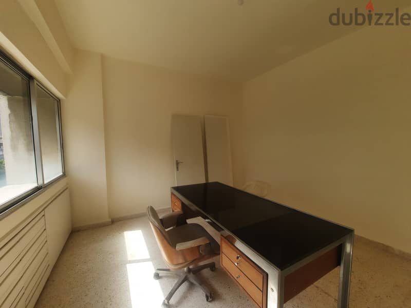 RWK163ZN - Office For Rent In Jounieh - مكتب للإيجار في جونيه 4