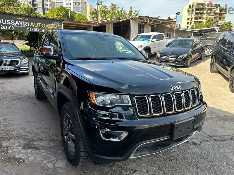 Jeep Grand Cherokee 2017 Limited super clean 14