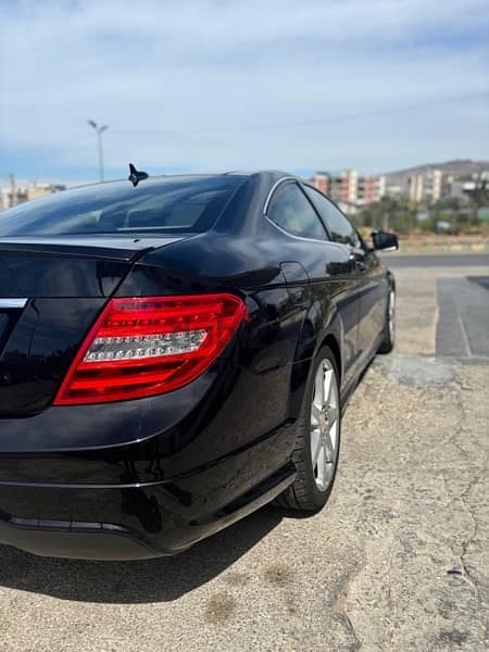 Mercedes-Benz C-Class 2015 1