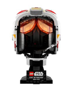 LEGO® Luke Skywalker™ (Red Five) Helmet 18+ 675 pieces 0