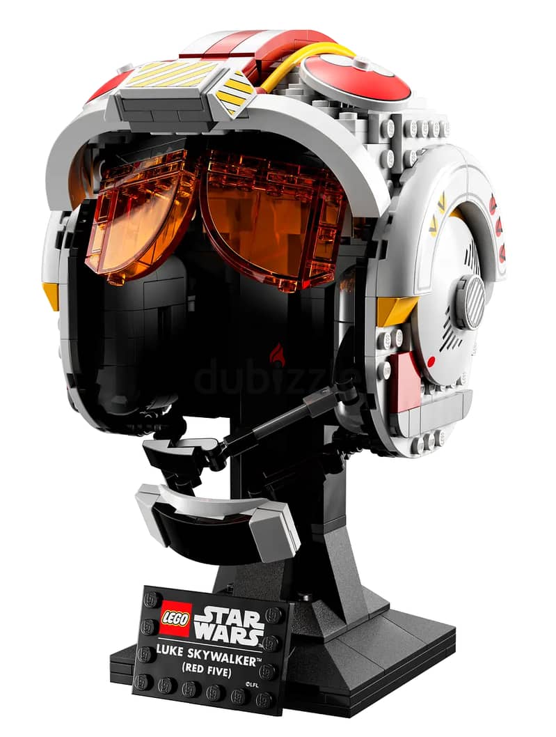 LEGO® Luke Skywalker™ (Red Five) Helmet 18+ 675 pieces 3