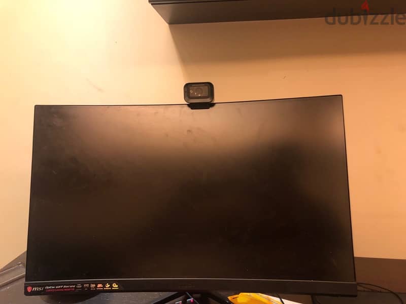 msi gaming monitor barely used still like new/fixable price 1