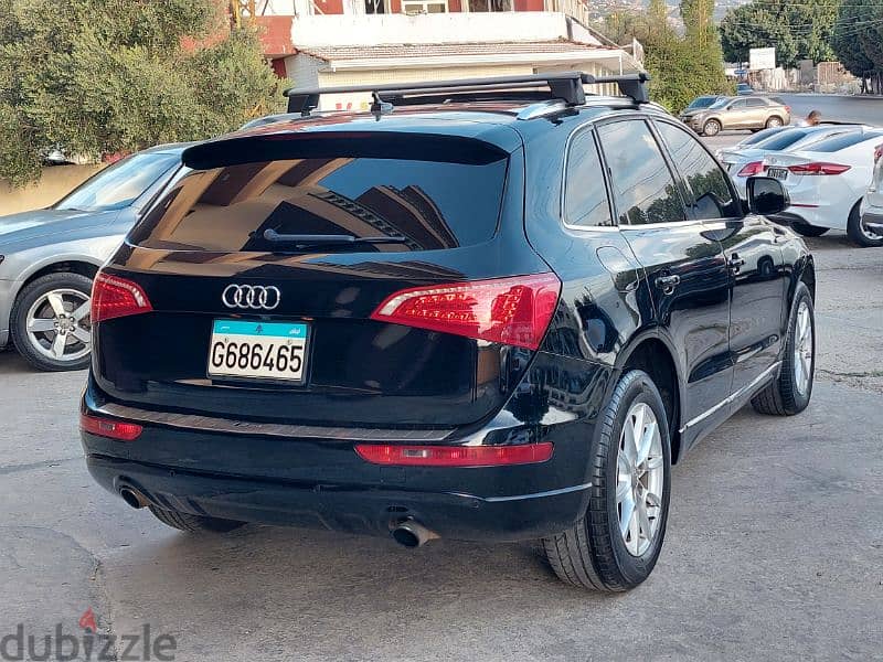 Audi Q5 2010 super clean low mileage full options 2