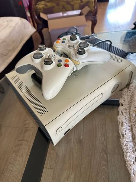 xbox 360+2 consoles and chargers 1