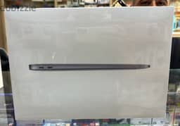 the Macbook air 13 m1 8/256gb space gray MGN63 original & good offer 0