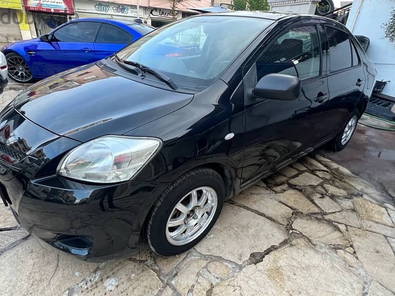 Toyota Yaris 2008 1