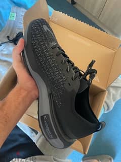 nike zoom x size 43 with box