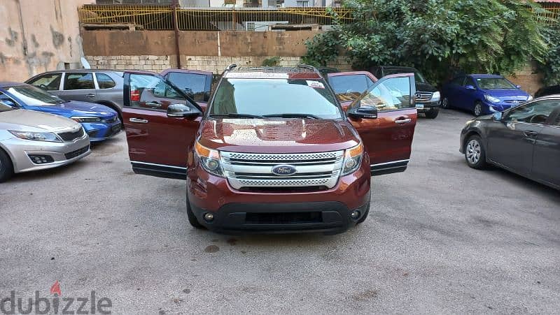 Beautiful Ford Explorer 7 seaters Like New 11