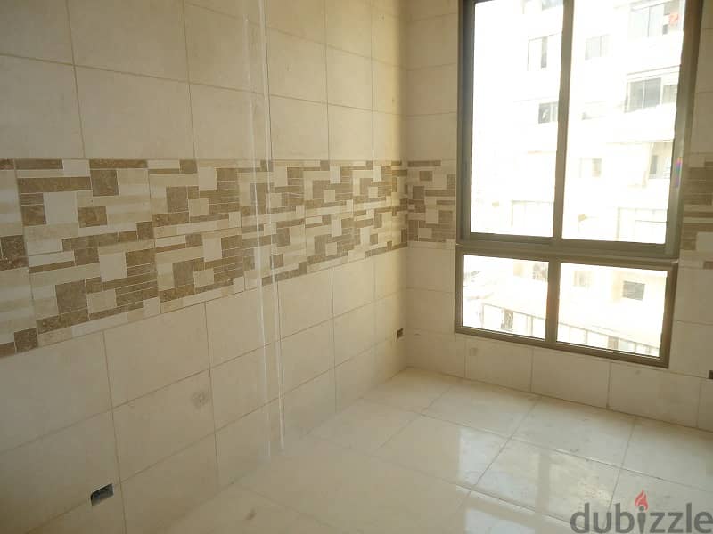 Apartment for sale in Dekwaneh شقة للبيع في ديكوانة 4