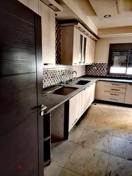 Apartment for Sale in Batroun, شقة للبيع في البترون 2