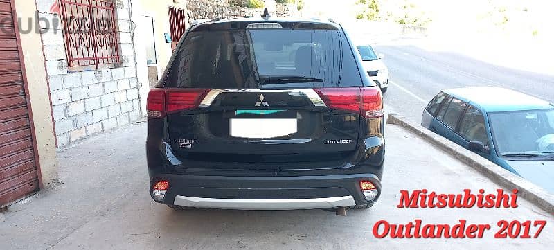 Mitsubishi Outlander 2017 1