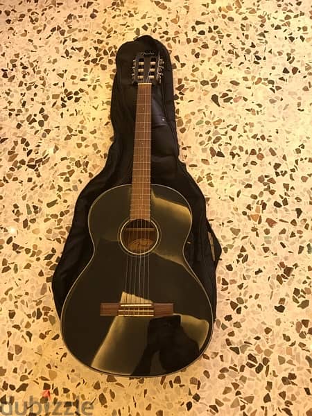 Fender classical guitar + bag 2