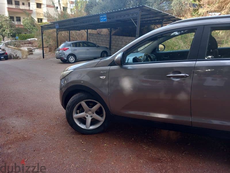 Kia Sportage 2012 4