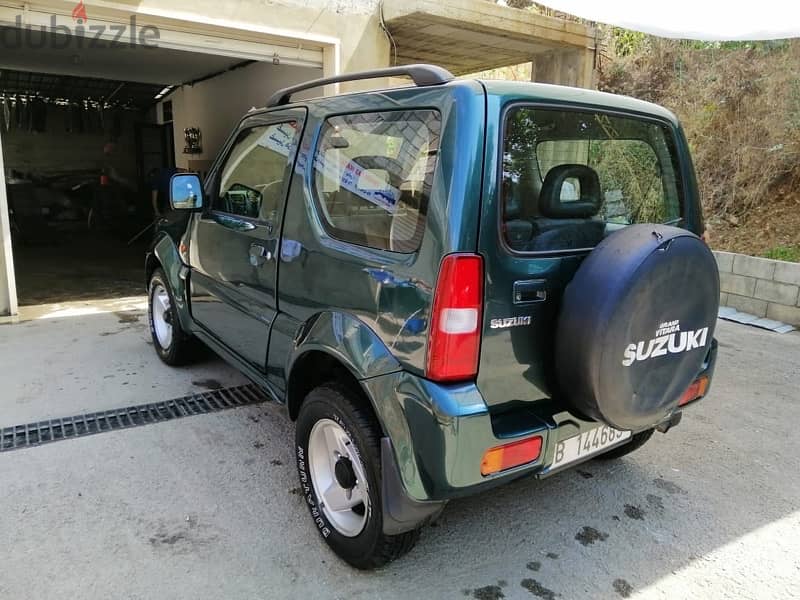 Suzuki Jimny 2000 1