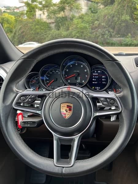 Porsche Cayenne 2016 10